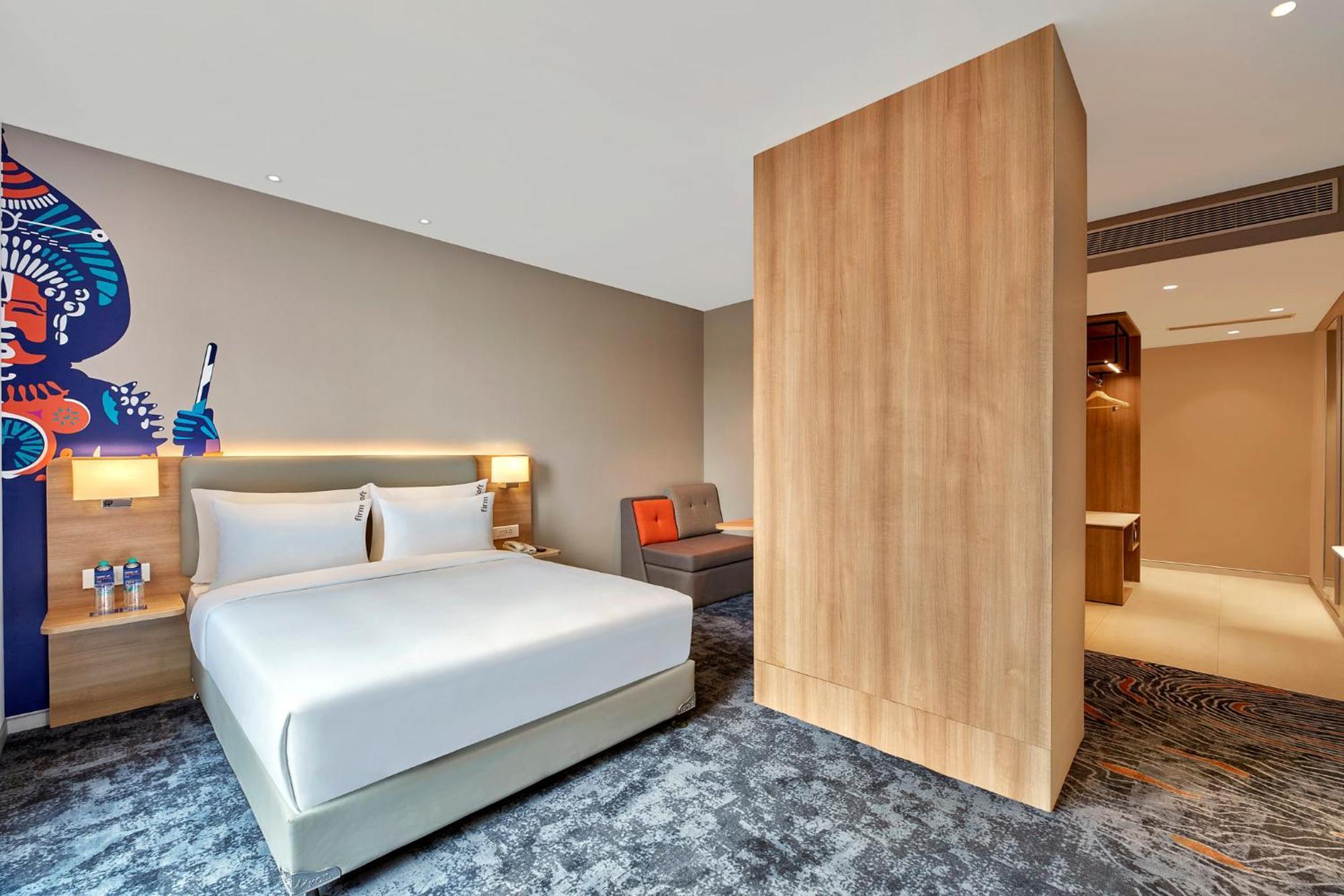 Holiday Inn Express Bengaluru Bommasandra By Ihg Kammasandra Экстерьер фото